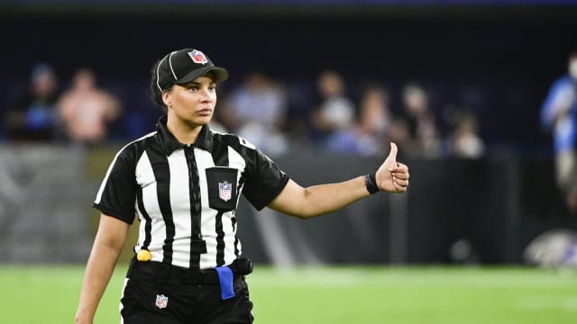 Line Judge Maia Chaka